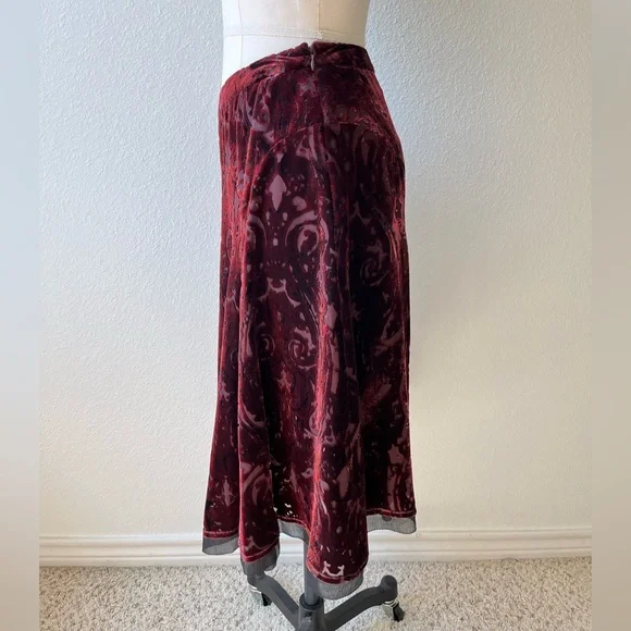 Harold's Burgundy Velvet A-Line Skirt - Picture 2 of 5